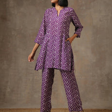 Women Chevrons Print Top & Pyjamas Set
