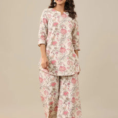 Women Regular Fit Floral Printed Kurta & Pants Co-Ord Set