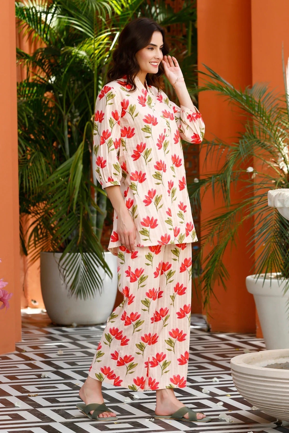 New Heavy Designer Women Floral Print Kurta & Pyjamas Set