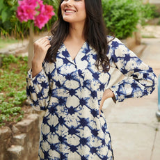 Women Collar-Neck Top & Pants Set