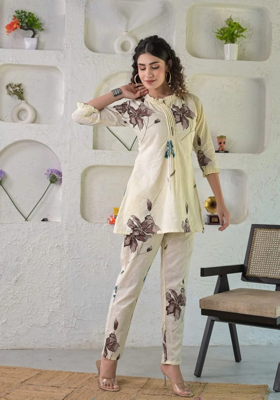 Women Cotton Blend A-Line Pant Set