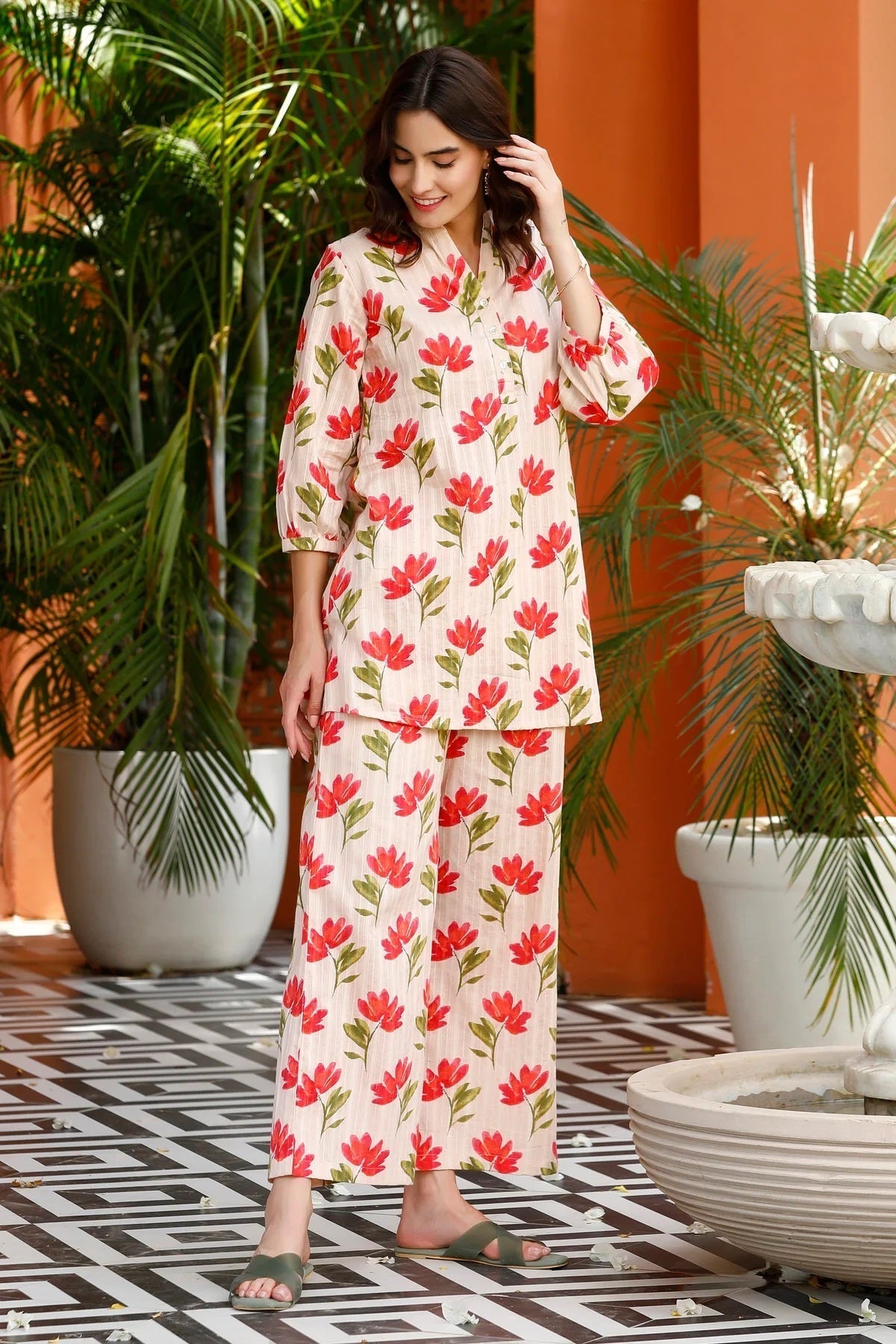 New Heavy Designer Women Floral Print Kurta & Pyjamas Set