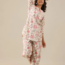 Women Regular Fit Floral Printed Kurta & Pants Co-Ord Set