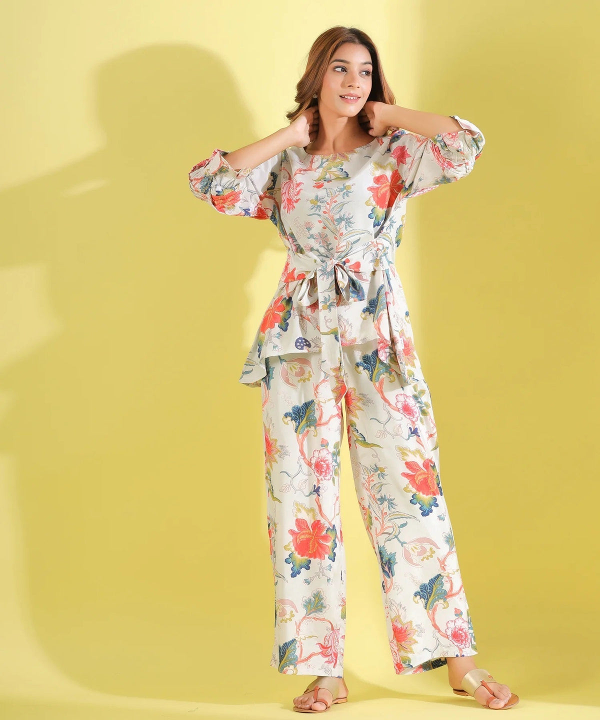 Women White Floral Printed Top And Palazzos Co-Ord Set