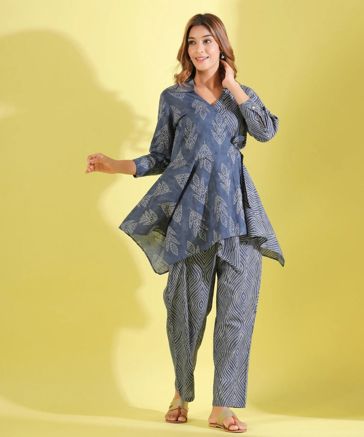 Women Cotton Blend Kurta Palazzo Set