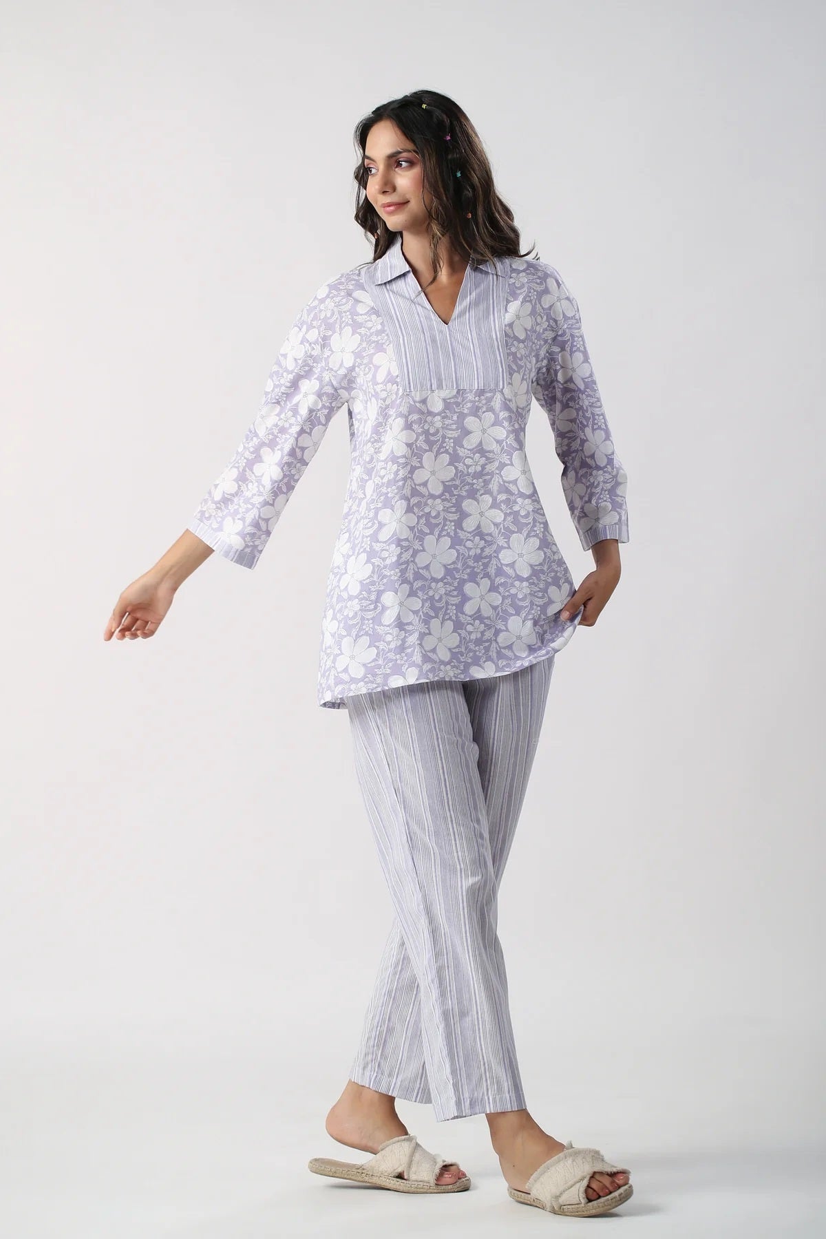 Women Cotton Blend Kurta Palazzo Set