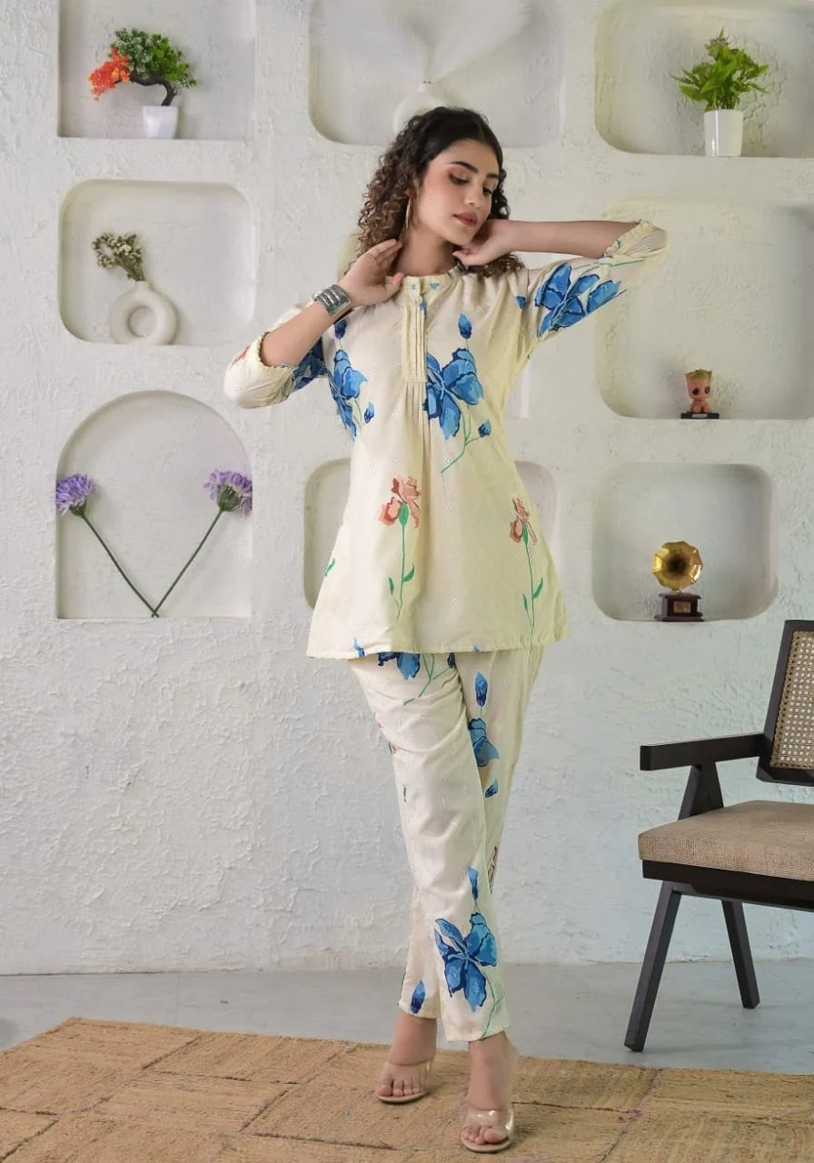 Women Cotton Blend A-Line Pant Set
