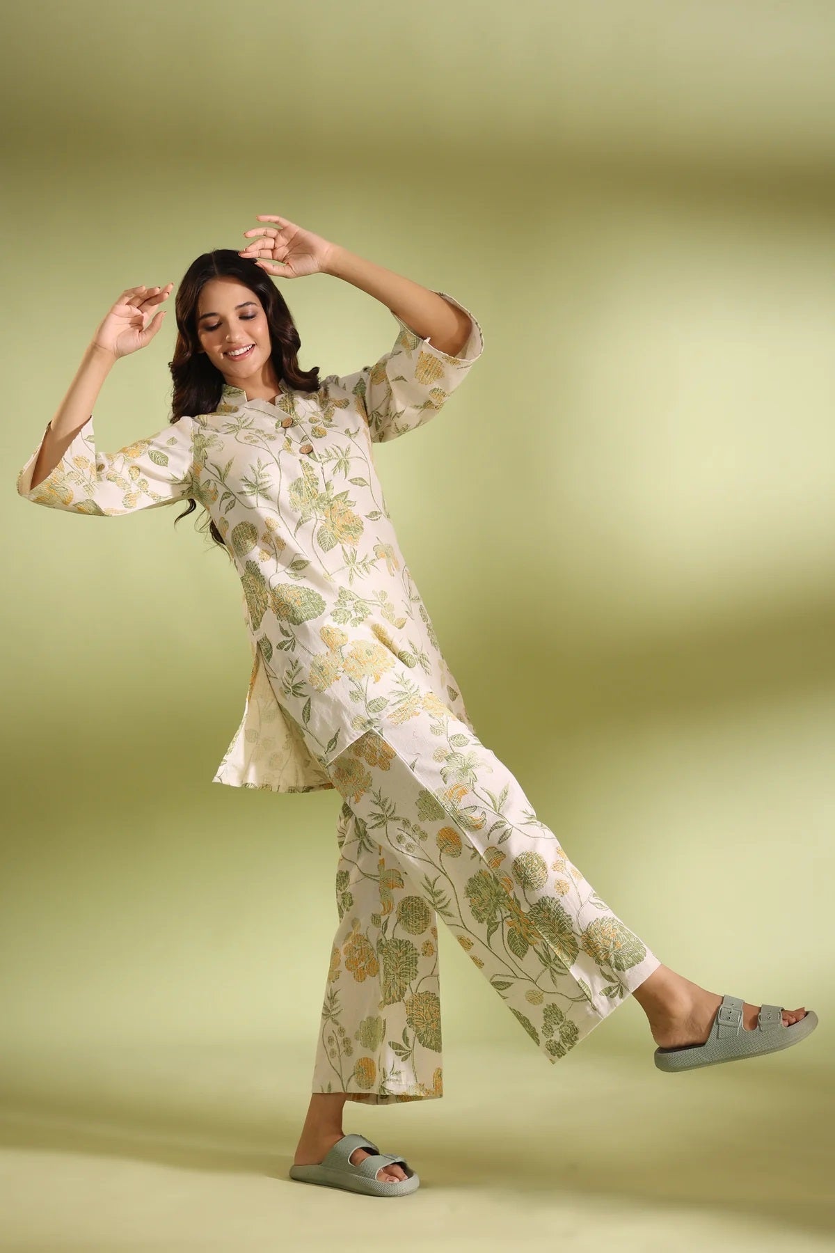 Flora Off White Cotton Co Ord Set