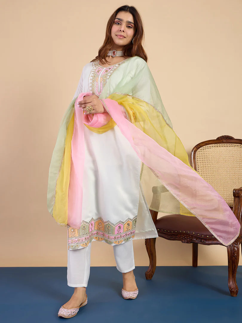 Kiyana Off-white Women's Designer Kurta Pant Set Premium Pattern Collection
