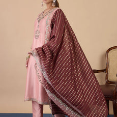 Heerika Peach Women's Designer Kurta Pant Set Premium Pattern Collection