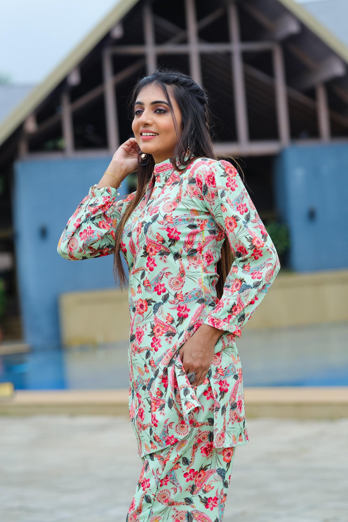 Floral Printed Mandarin Collar Top With Straight Trousers