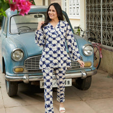 Women Collar-Neck Top & Pants Set