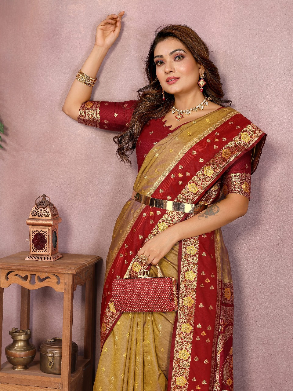 Pure Handloom Kalamkari Grey & Red Silk Saree with Zari Woven Border & Pallu
