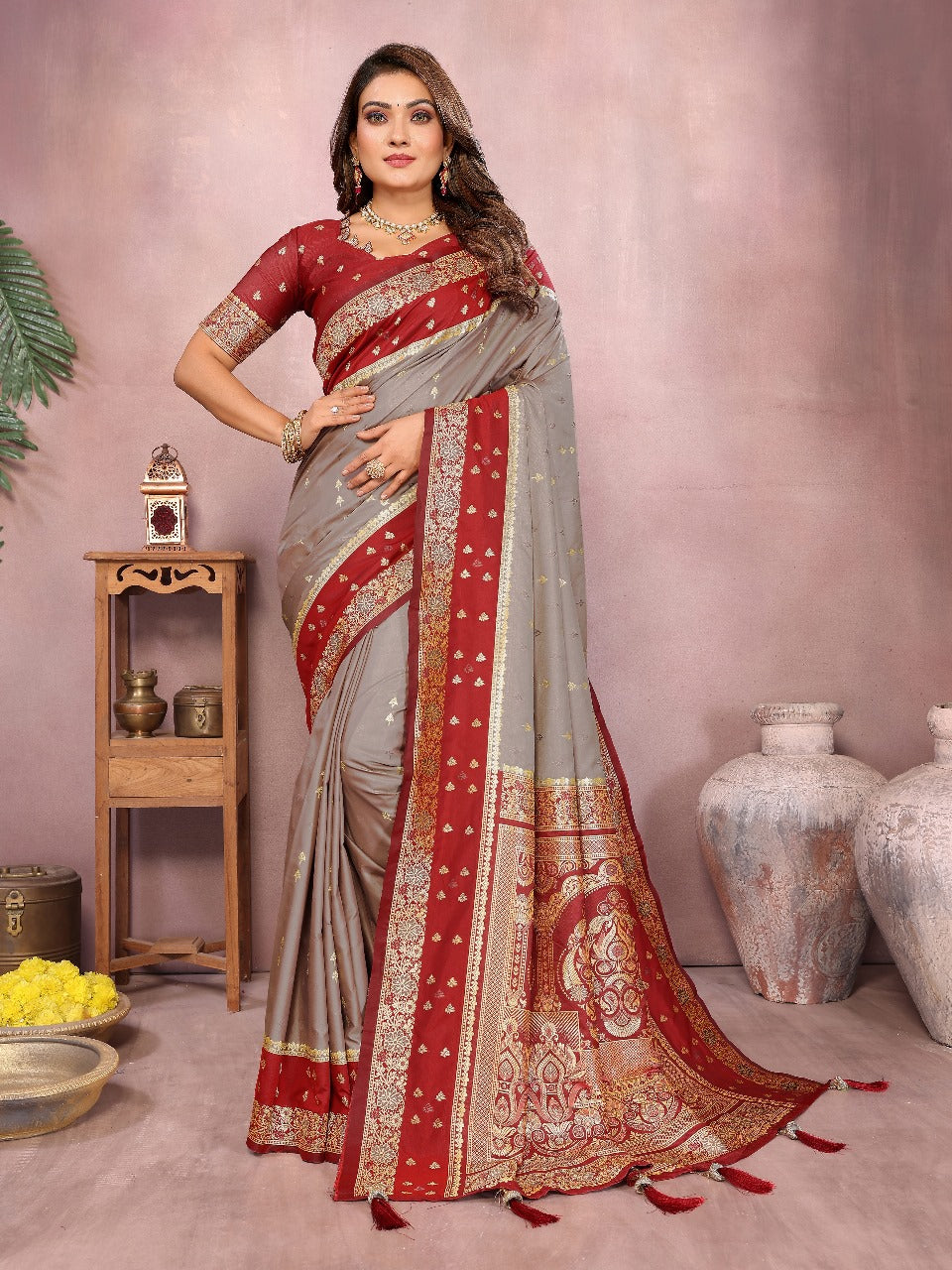 Pure Handloom Kalamkari Grey & Red Silk Saree with Zari Woven Border & Pallu