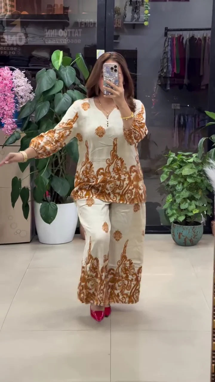Women Stylish Orange Printed Co-ord Set